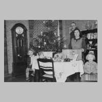 105-0520 Weihnachten bei der Familie Fritz Runge.jpg